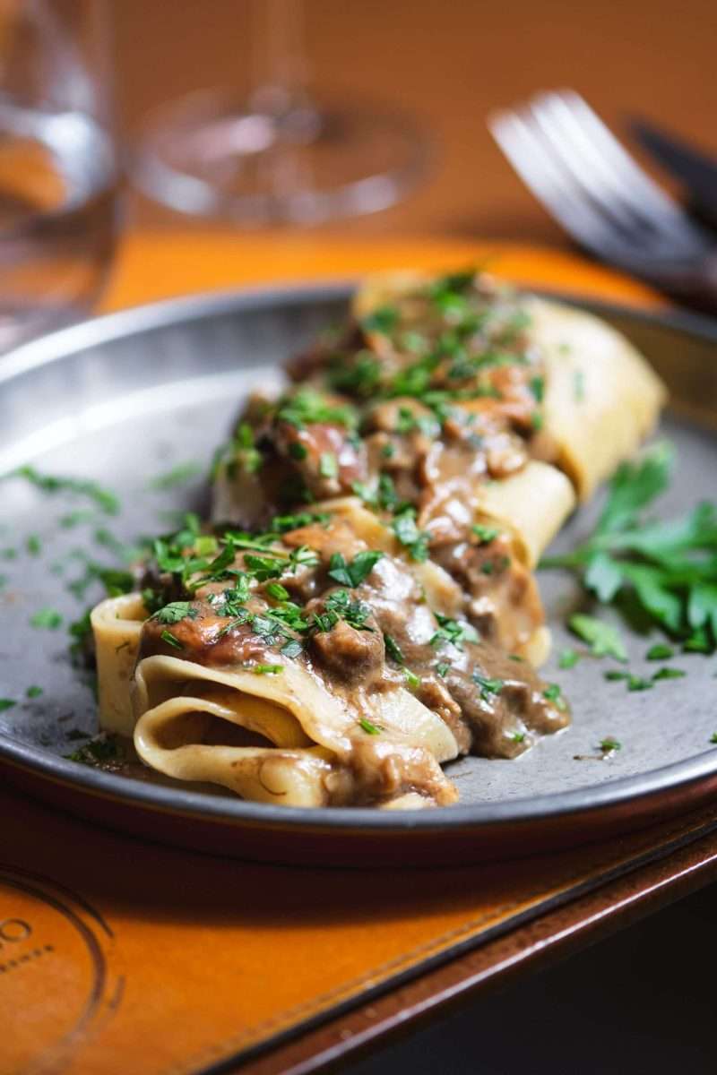 Pappardelle con Funghi Porcini e Tartufo