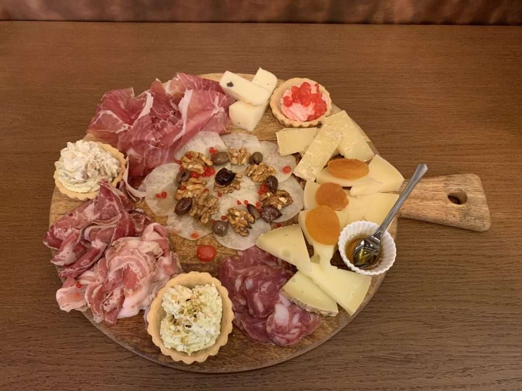 Gran Tagliere Salumi, Formaggi, Marmellata e Frutta Secca O Fresca