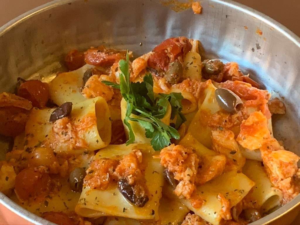 Paccheri con Baccalà Corbarino e Fior di Cappero