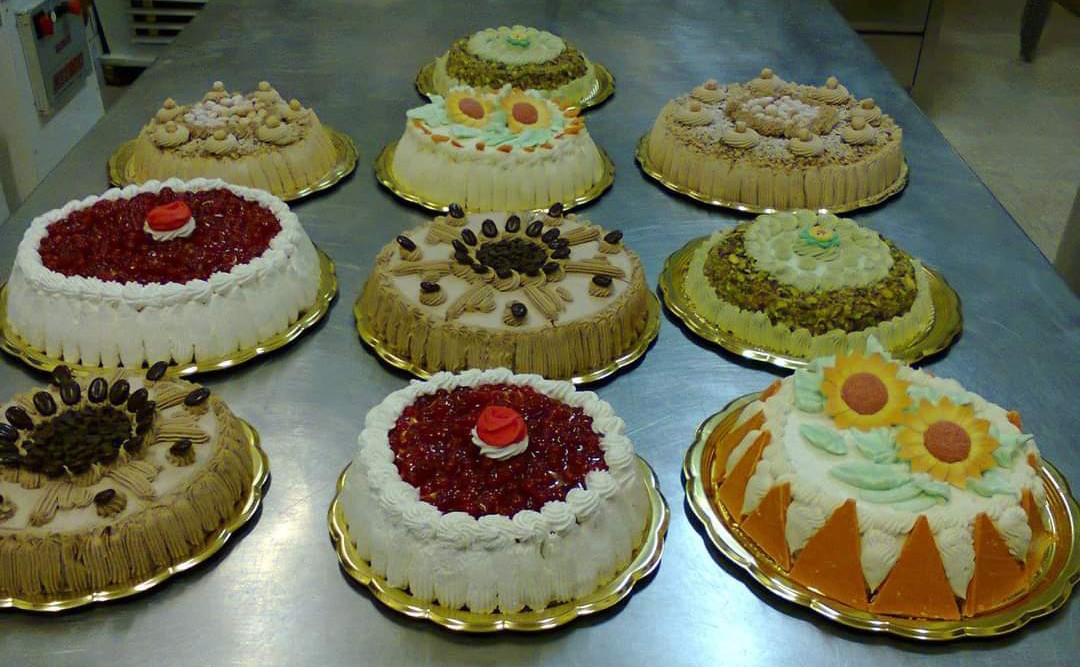 Pasticceria Gelat. Le Dolci Tentaz. Di Postiglione Vincenzo