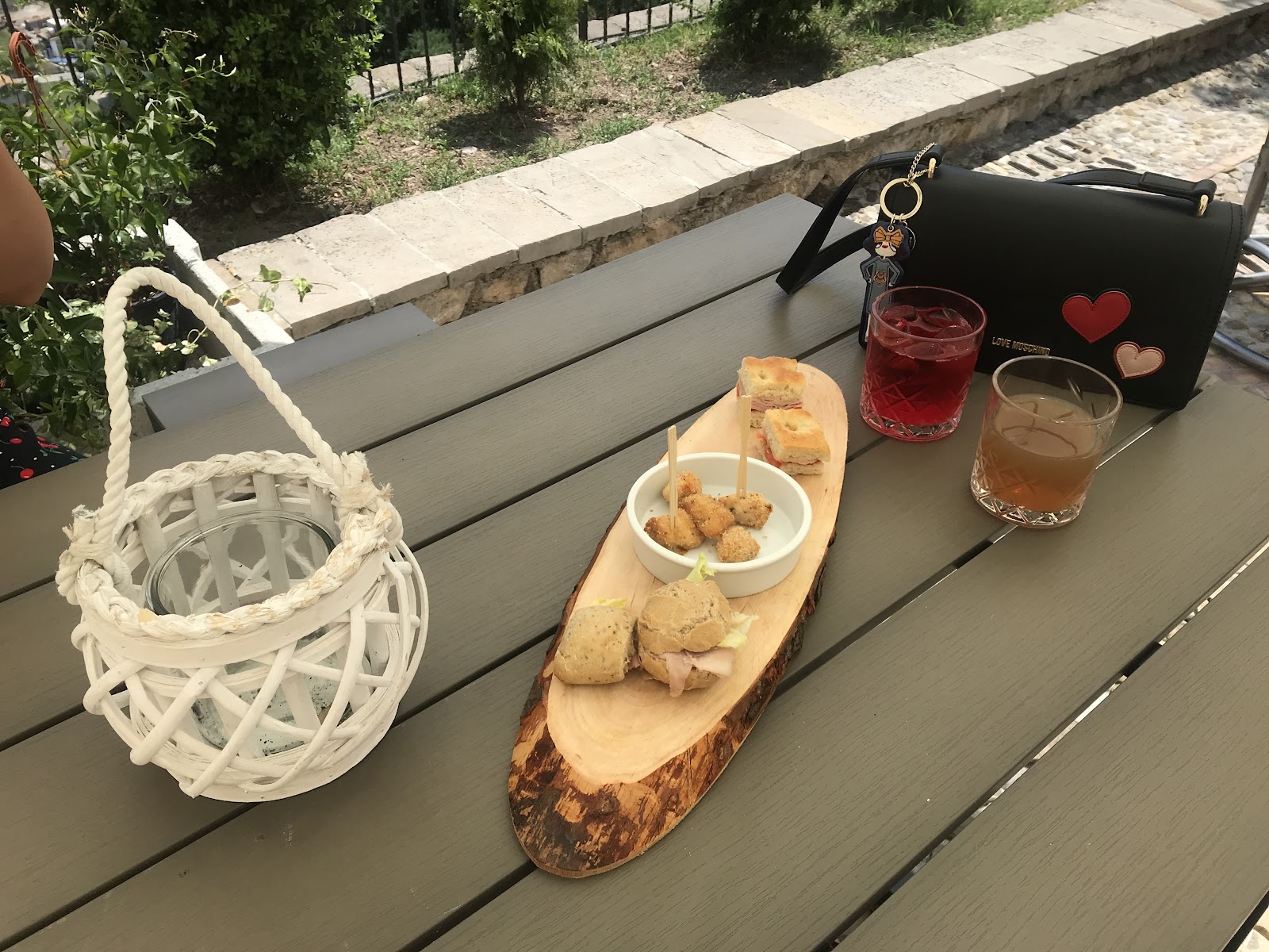 Waikiki__bar