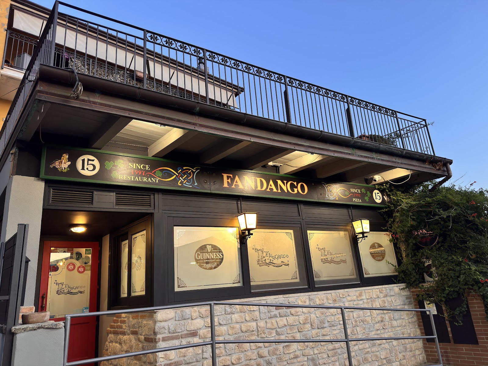 Fandango - Scalera