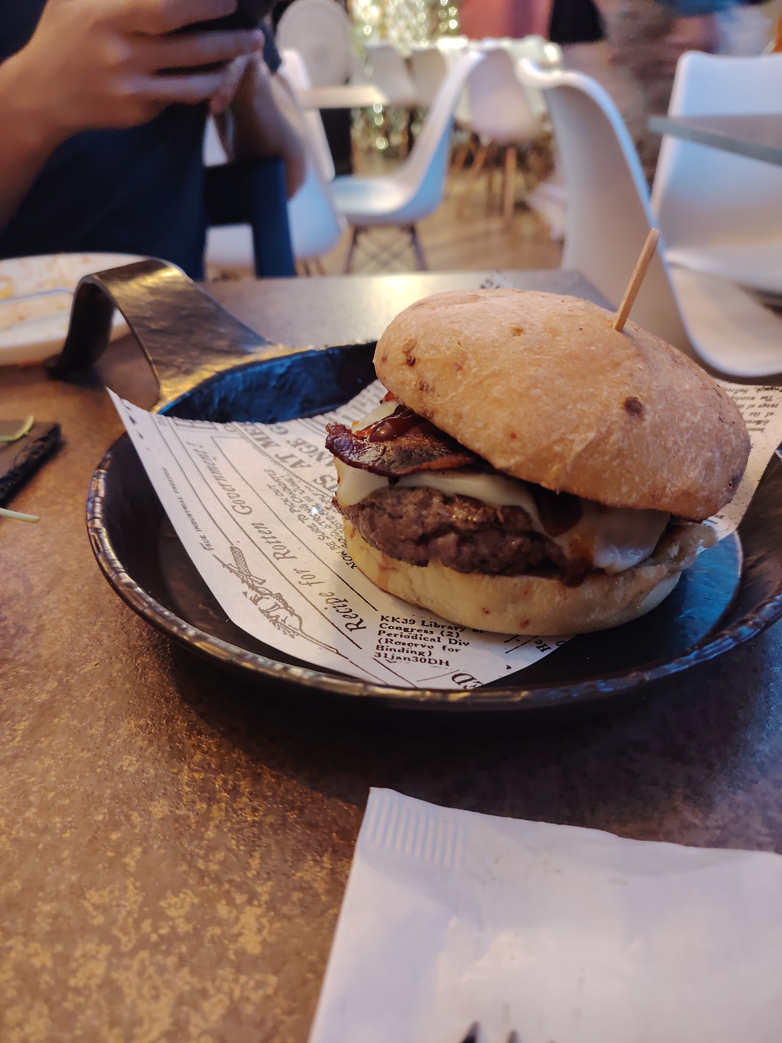Trinity Esport Pub