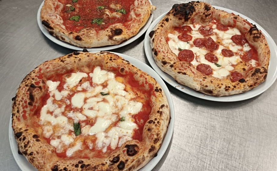 Pizzeria 380 Gradi(LA VERA PIZZA NAPOLETANA)
