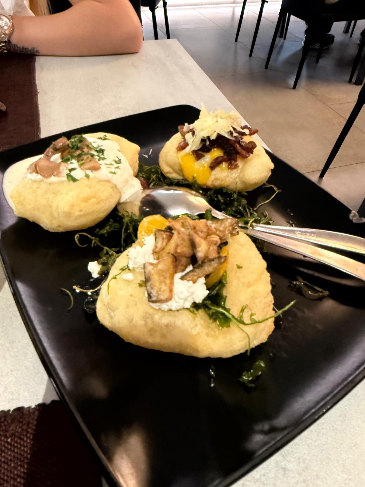 Pepe Restaurant By Caluae