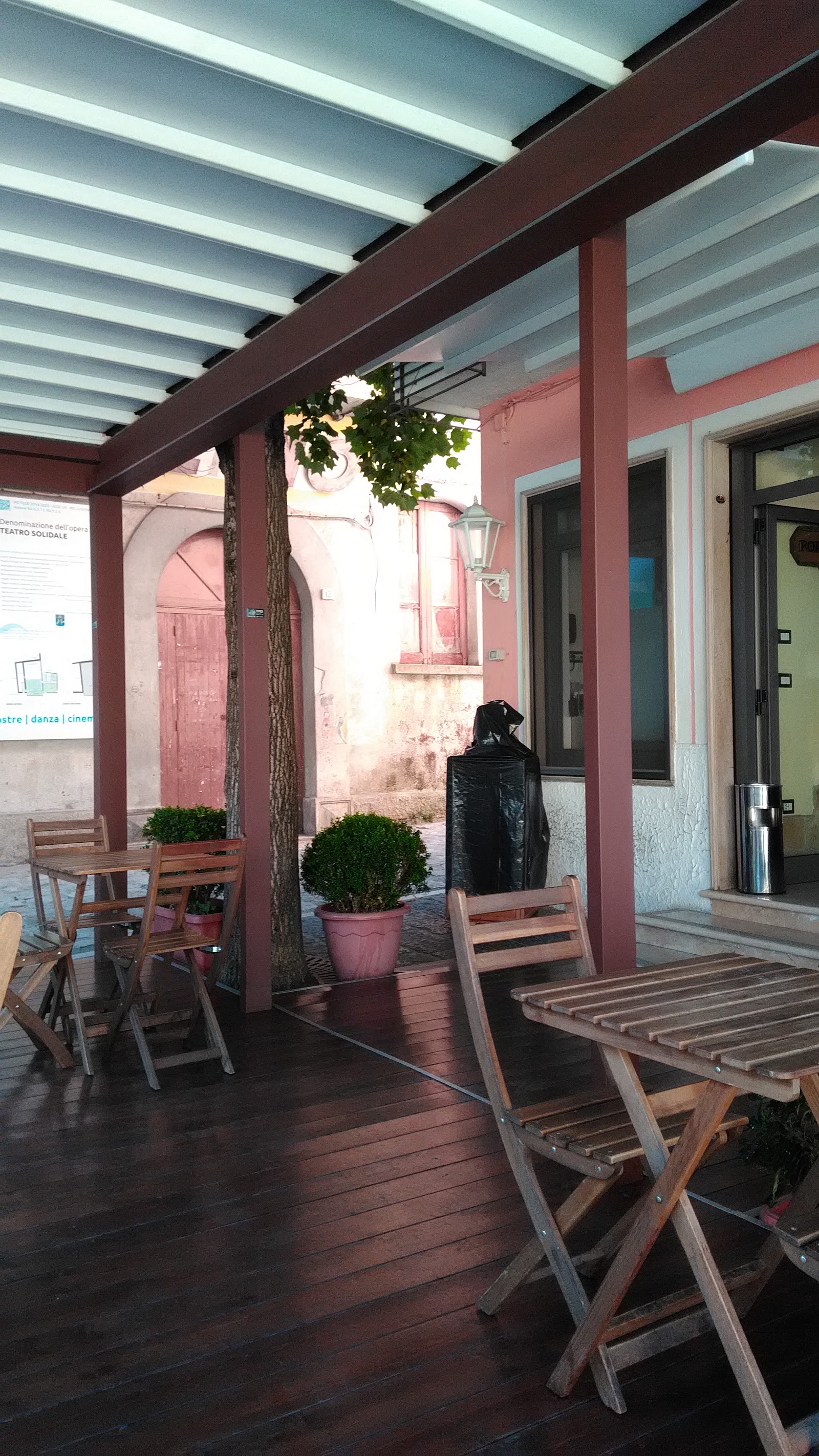 Caffetteria Bistrot Portanova Street