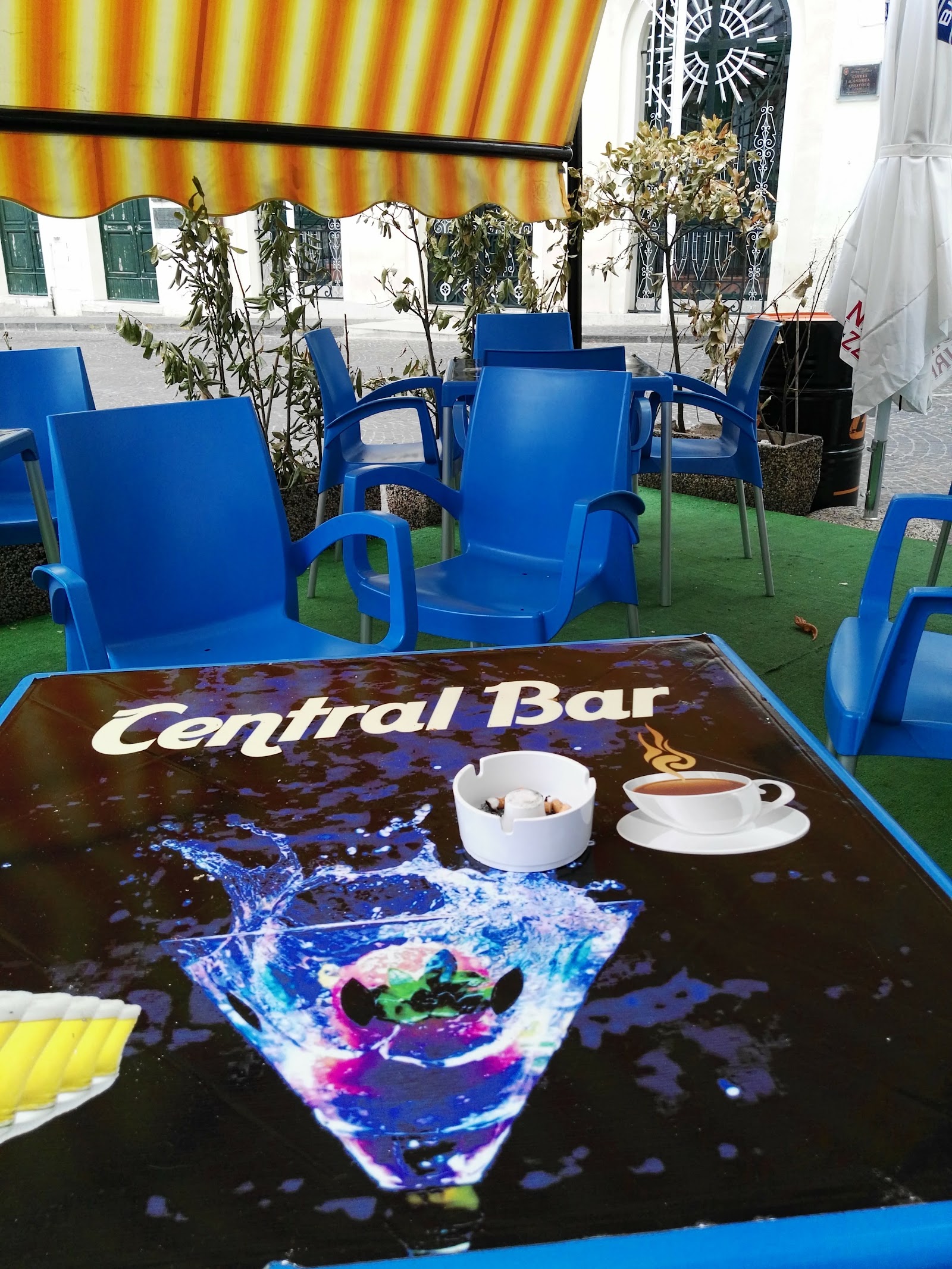 Central Bar