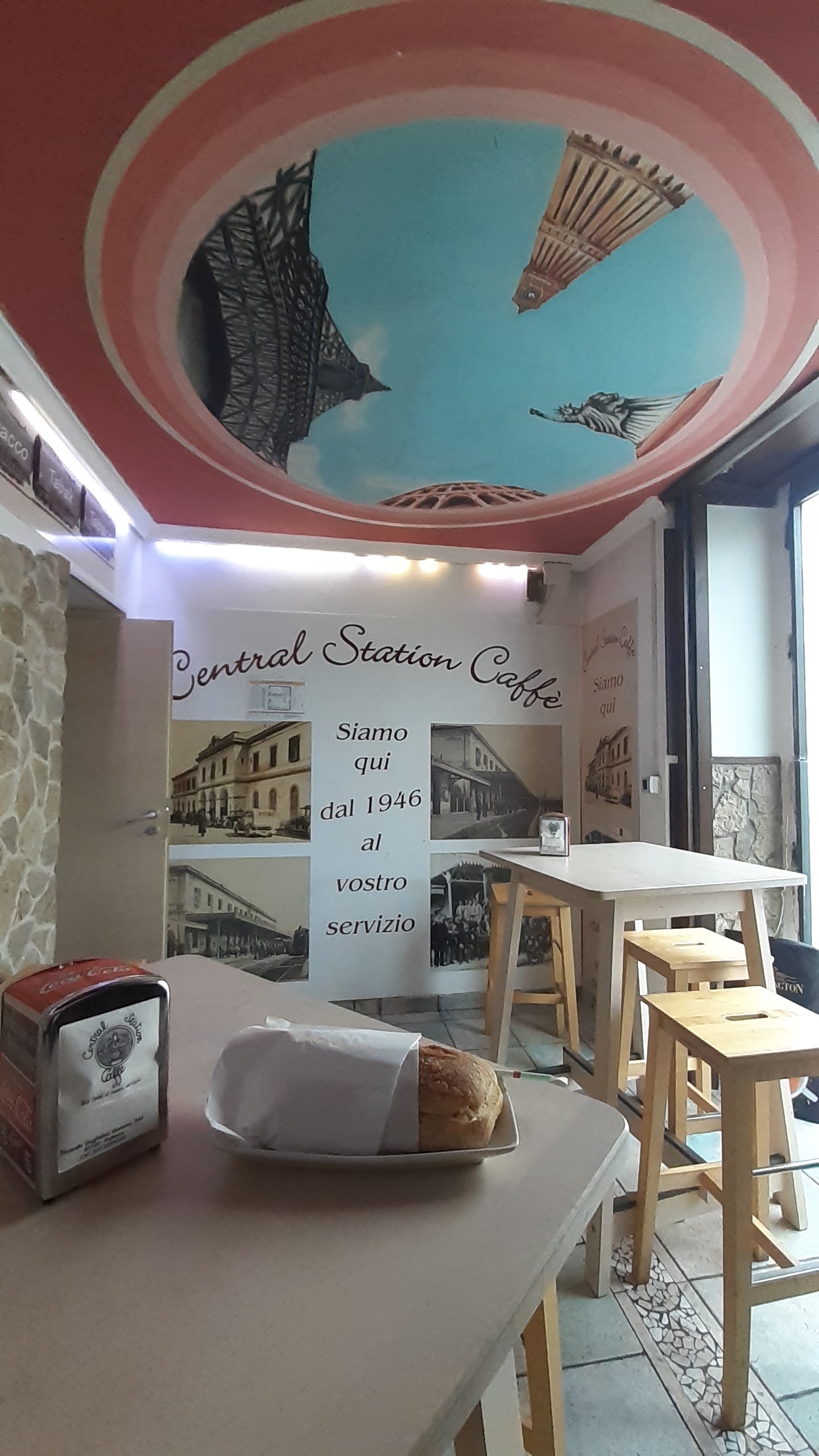 Central Station Caffé