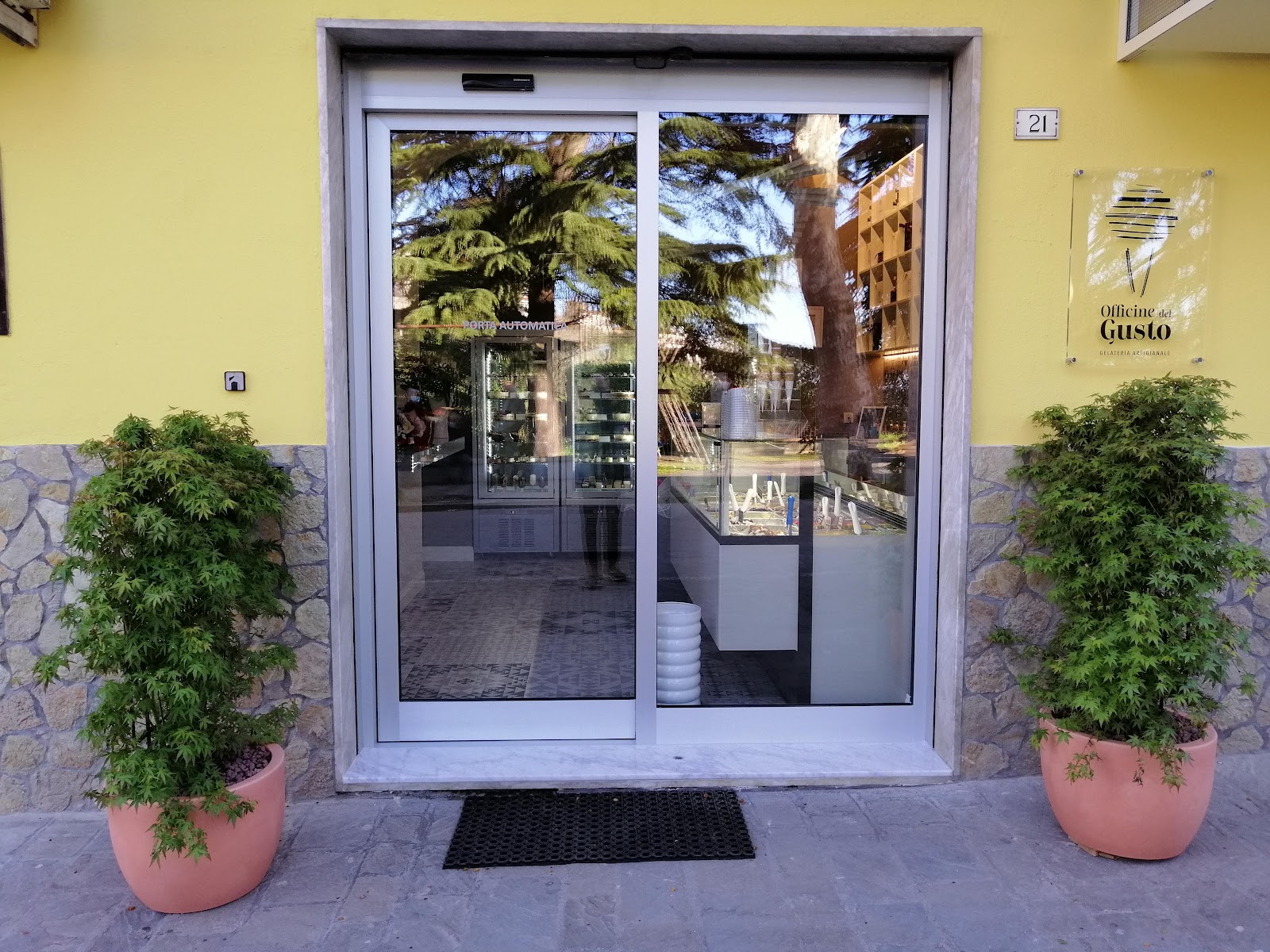 Officine del Gusto Pignola