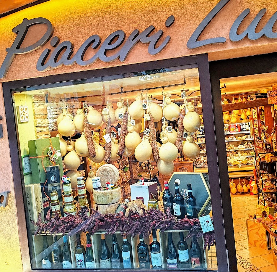 Enoteca e prodotti tipici PIACERI LUCANI