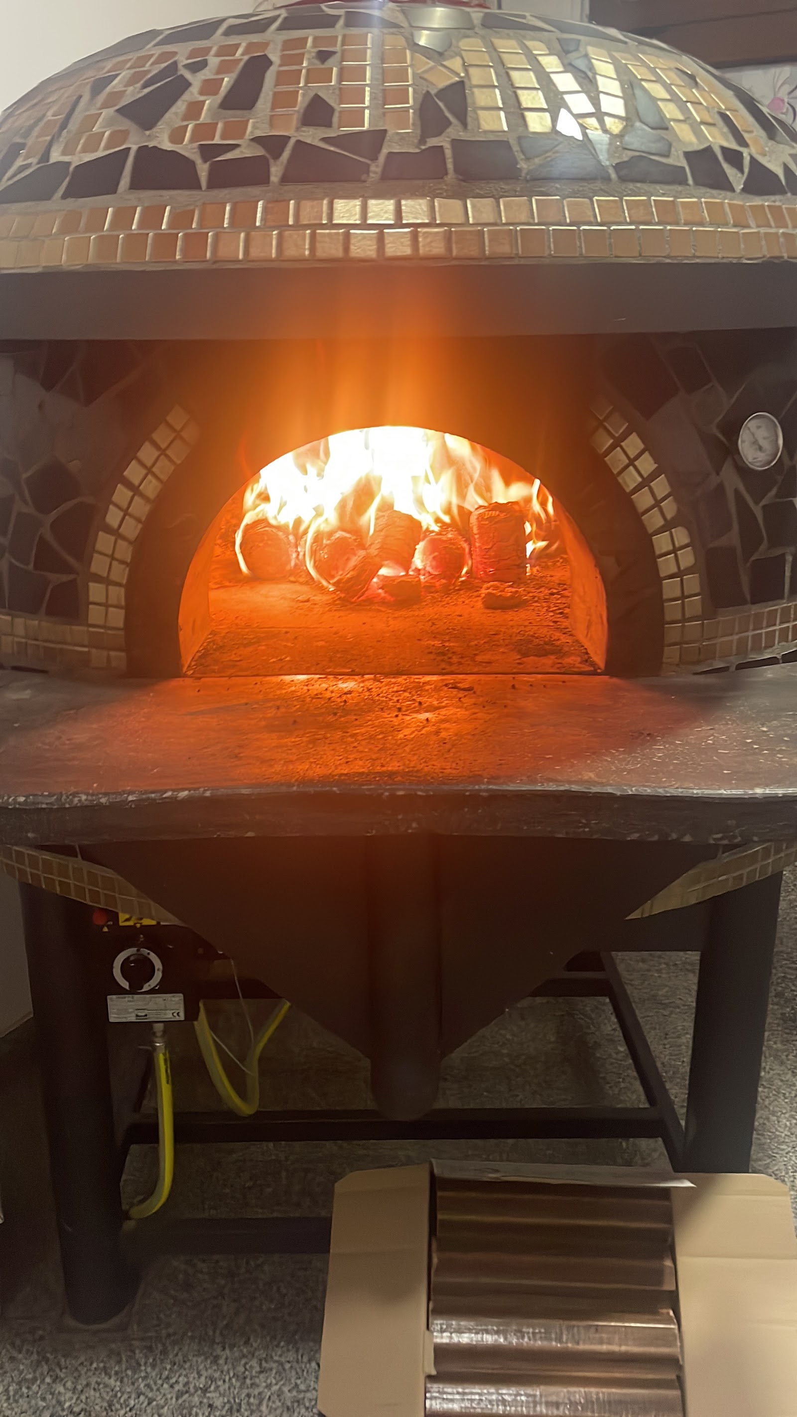 Pizzeria 380 Gradi(LA VERA PIZZA NAPOLETANA)