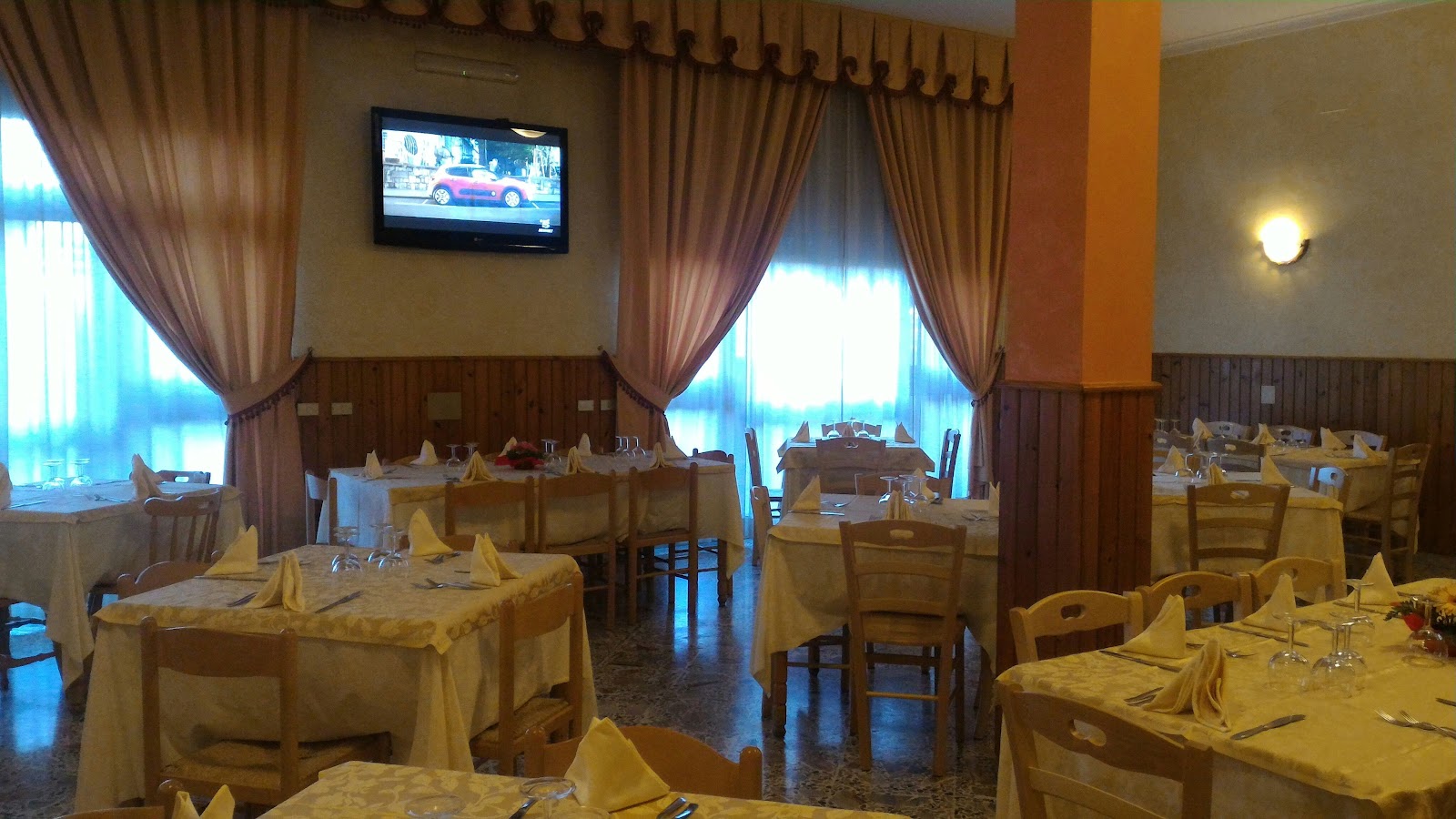 Ristorante Pizzeria 4 Luci