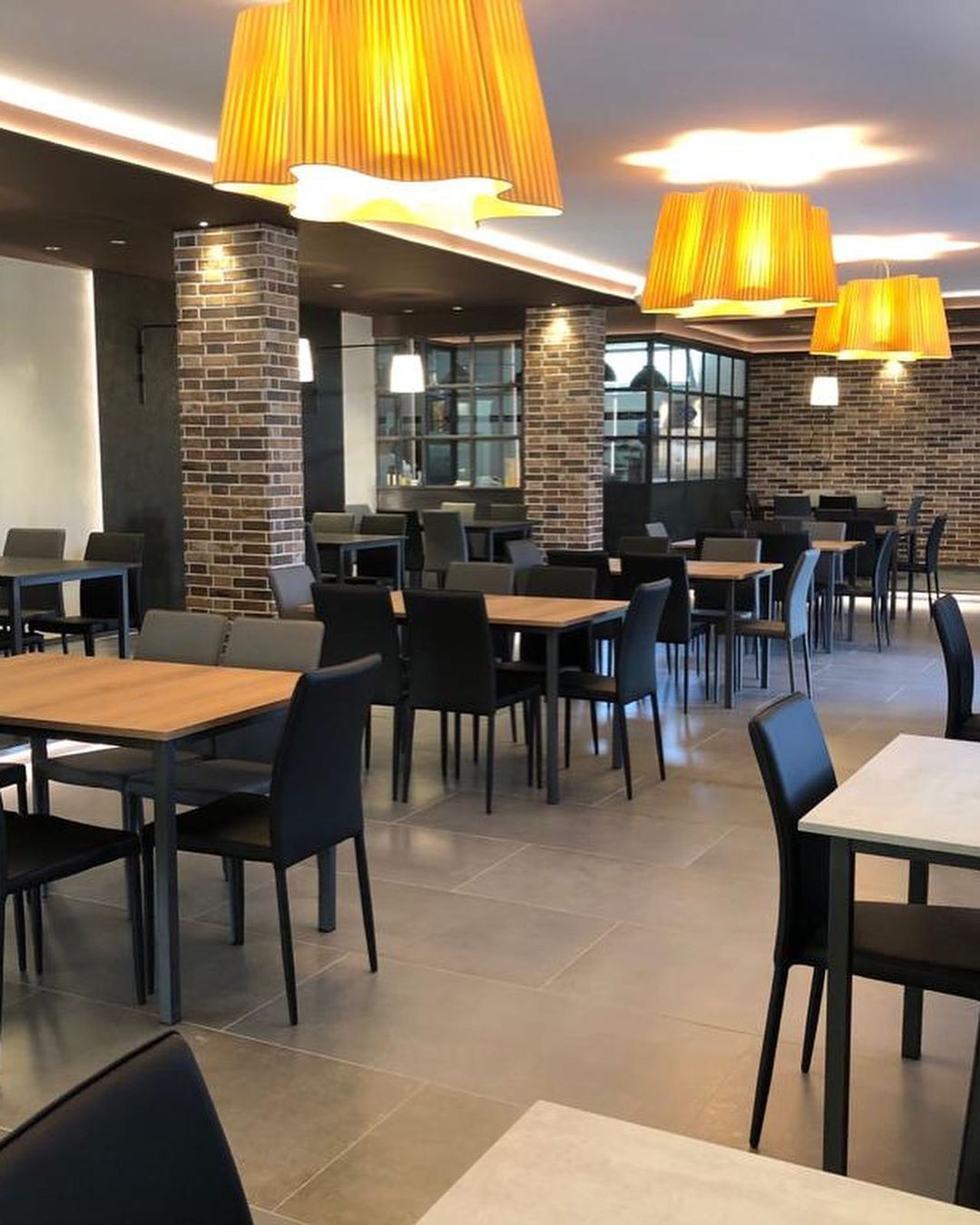 Pepe Restaurant By Caluae