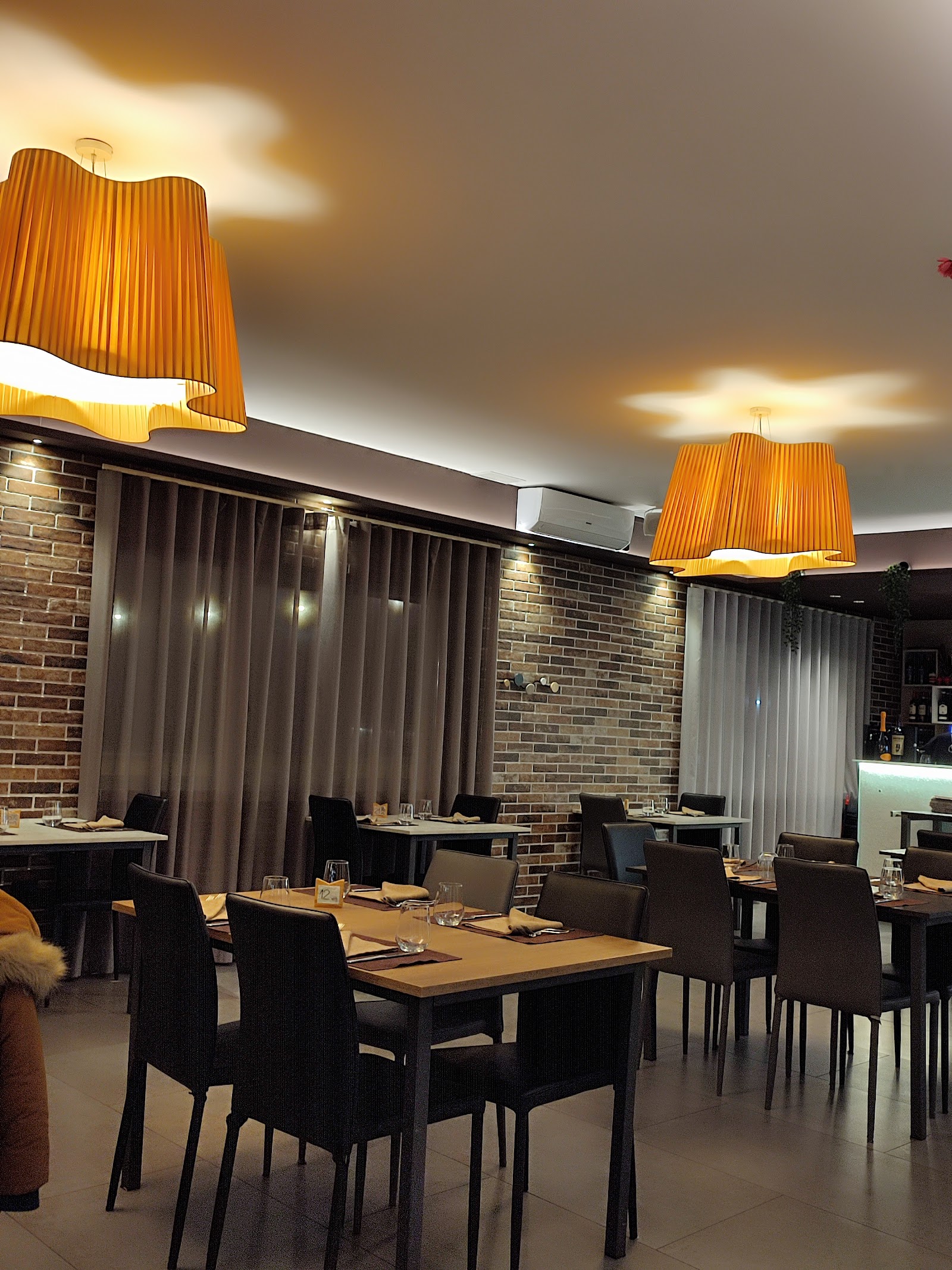 Pepe Restaurant By Caluae