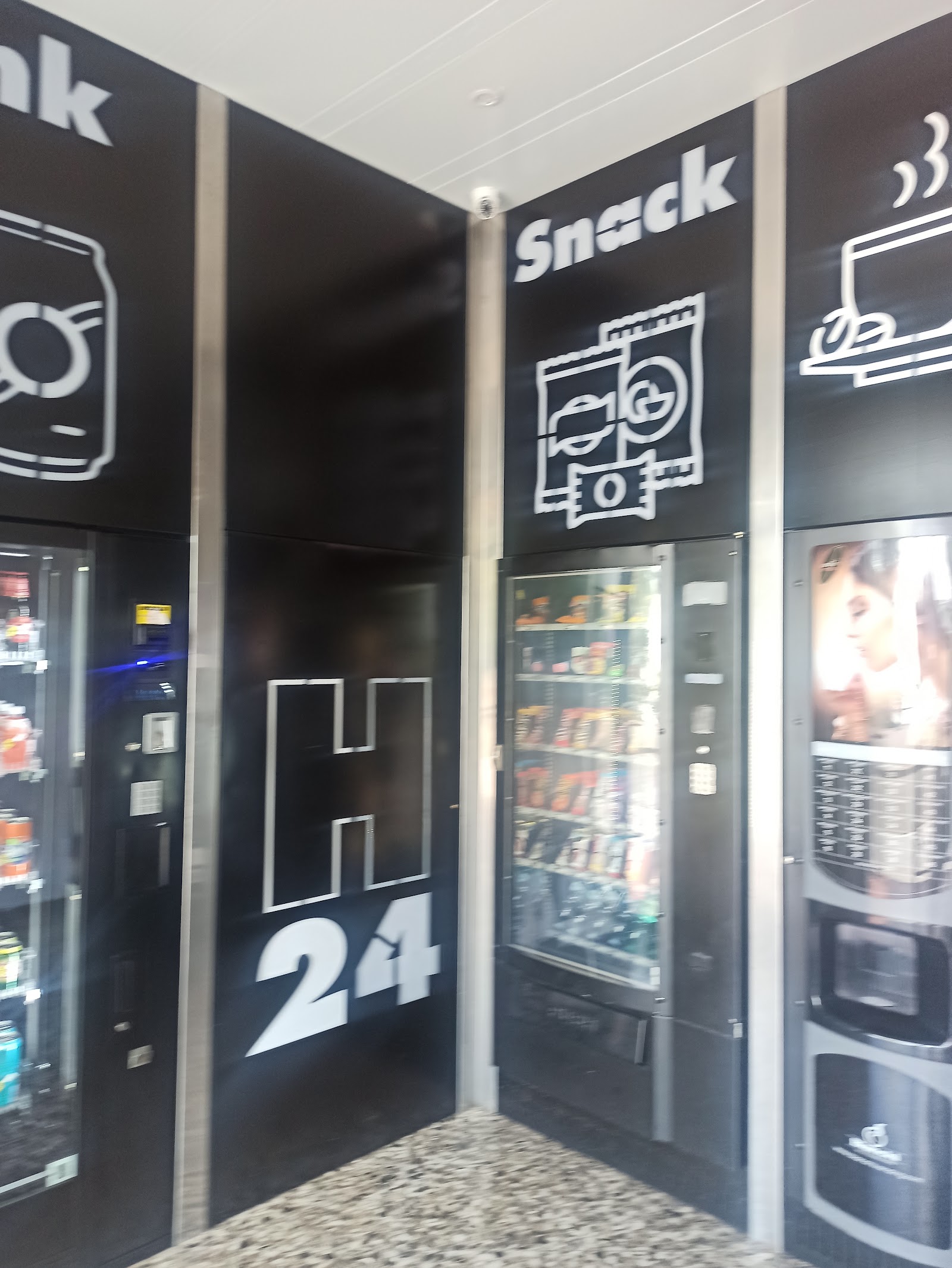 H 24 Coffee Shop
