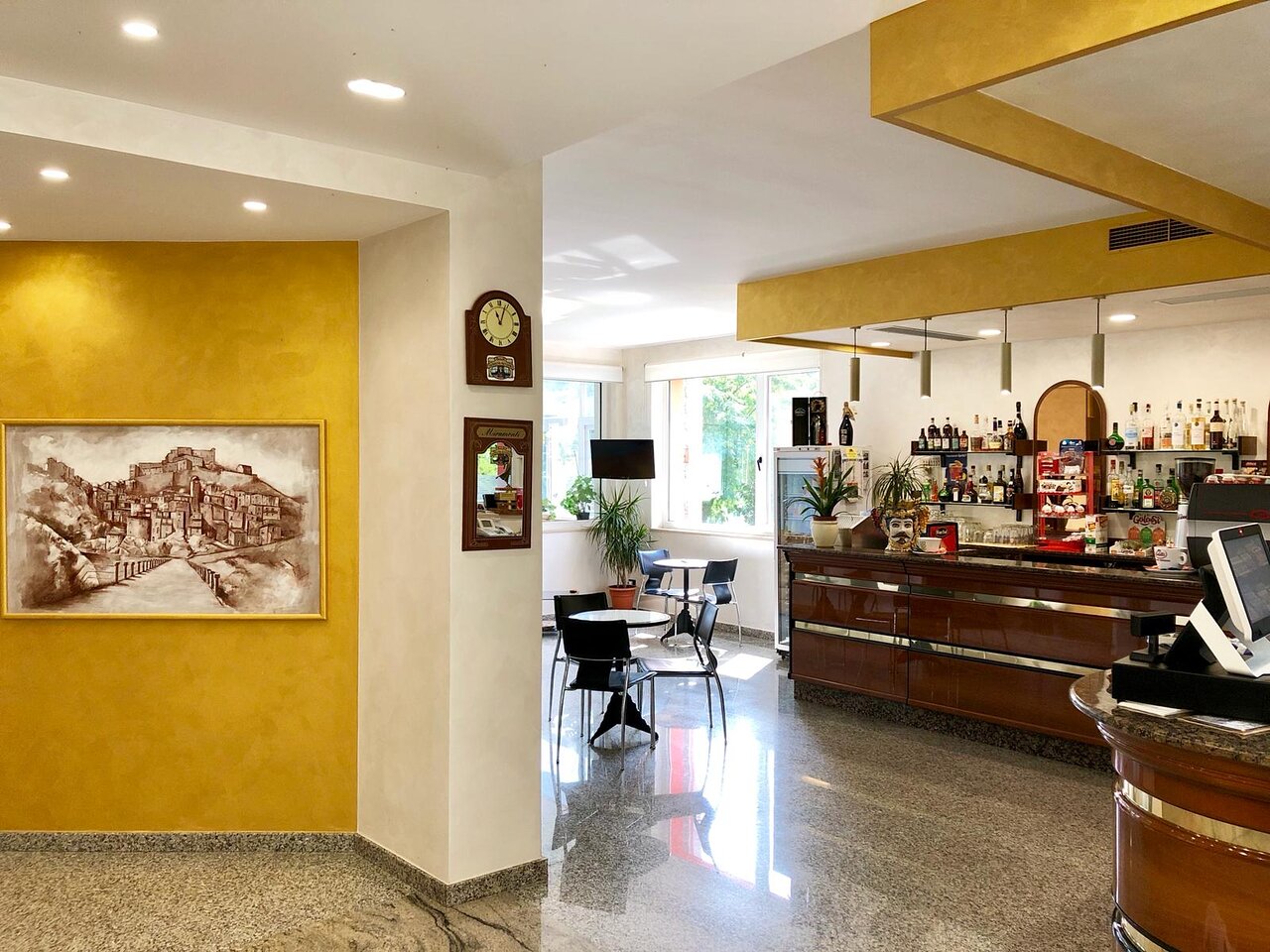 Hotel Ristorante Miramonti