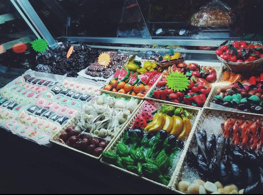 Pasticceria Gelat. Le Dolci Tentaz. Di Postiglione Vincenzo