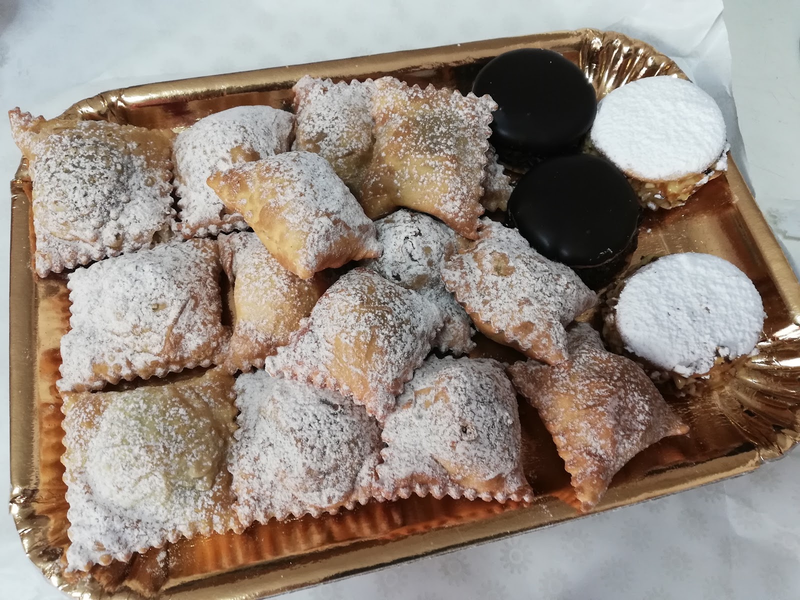 Pasticceria Rosticceria Golose Follie