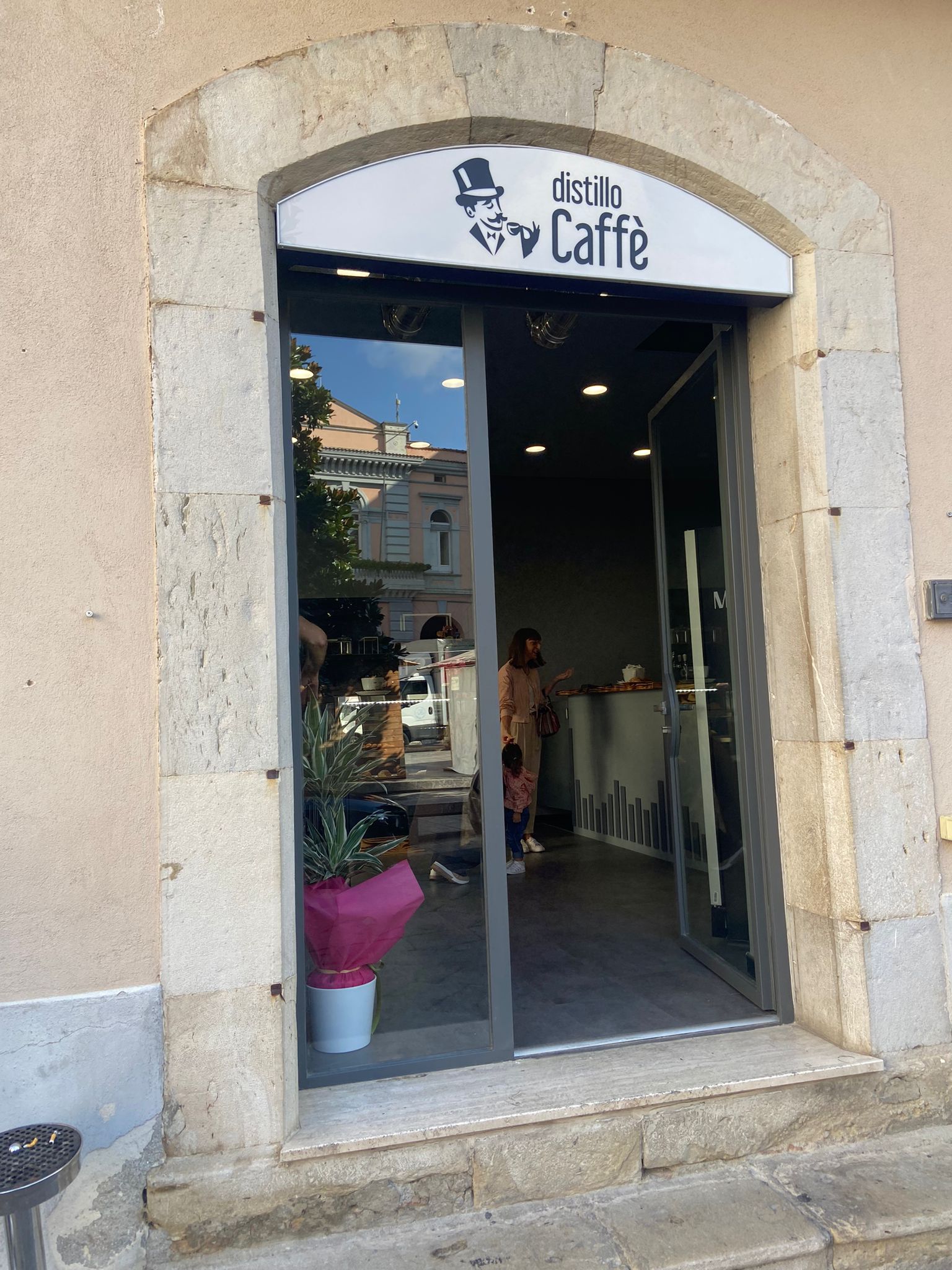 Distillo Caffè