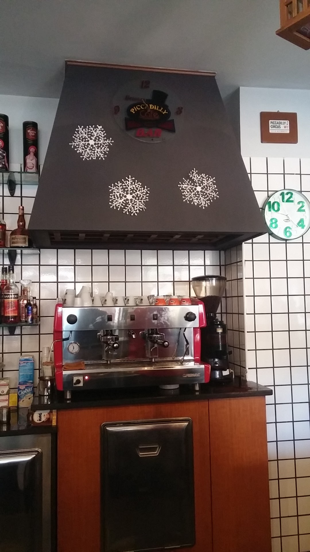 Piccadilly Cafe'
