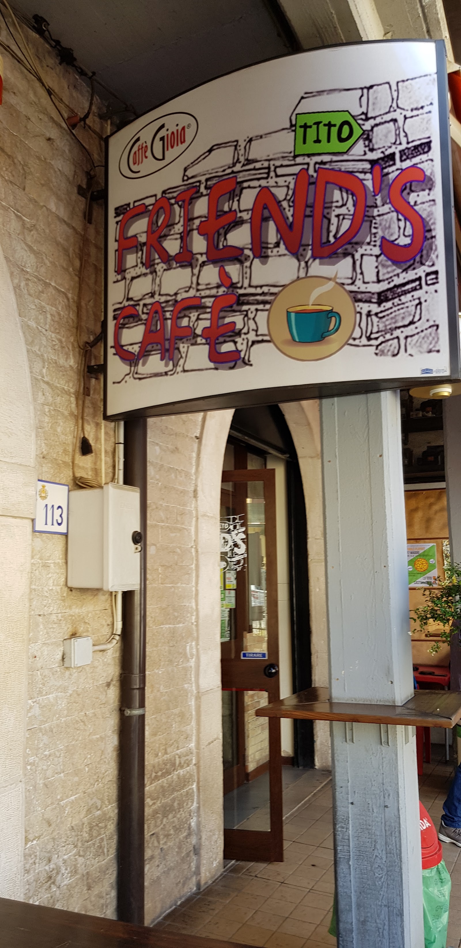 FRIEND'S CAFE' - Amici di Via Roma s.n.c.