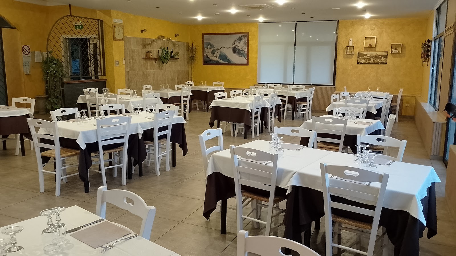 598 - Ristorante - Pizzeria - Sala ricevimenti