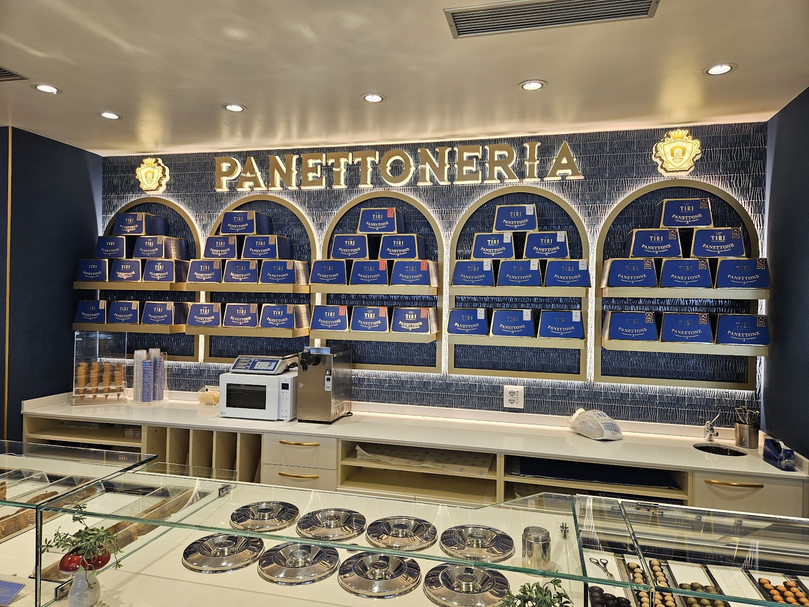 Tiri Bakery & Caffè