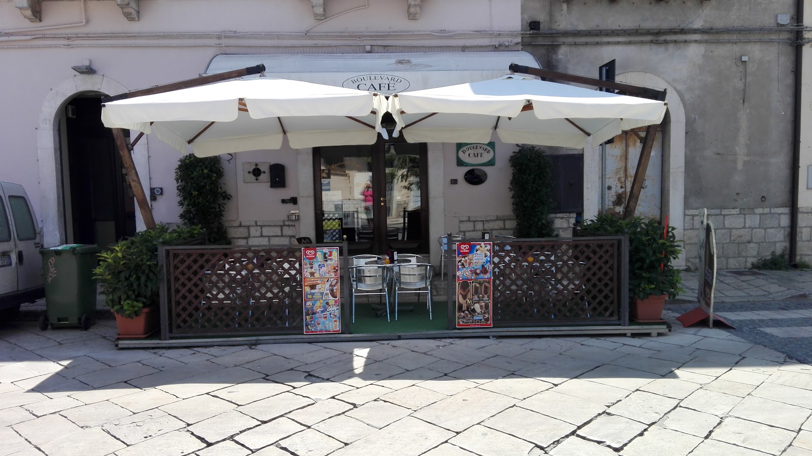 Boulevard Cafè