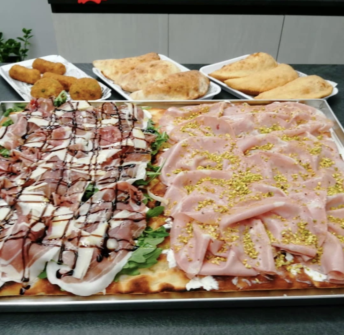 Gustó | Pizzeria | Panetteria | Rosticceria| Potenza