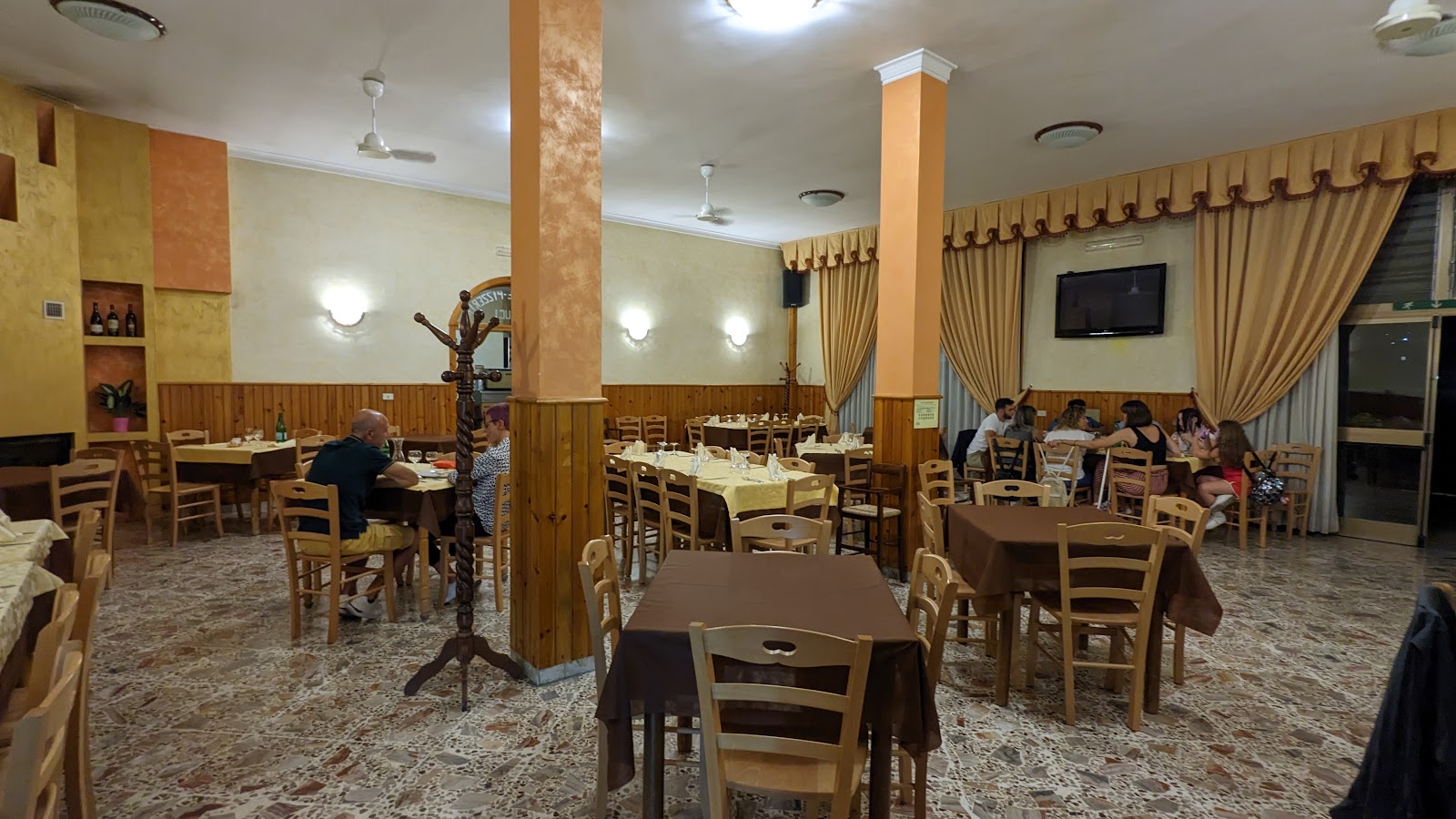 Ristorante Pizzeria 4 Luci