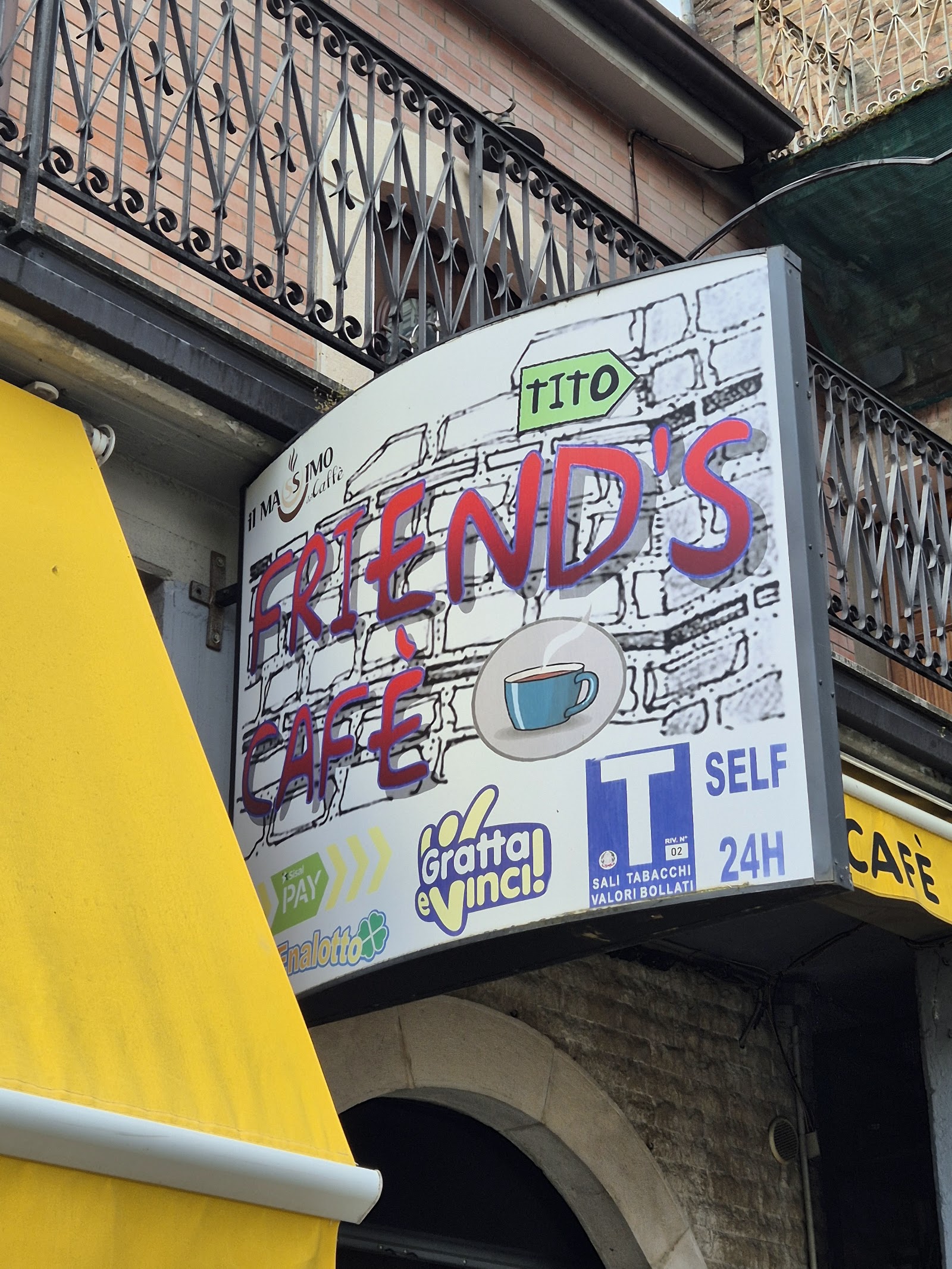 FRIEND'S CAFE' - Amici di Via Roma s.n.c.