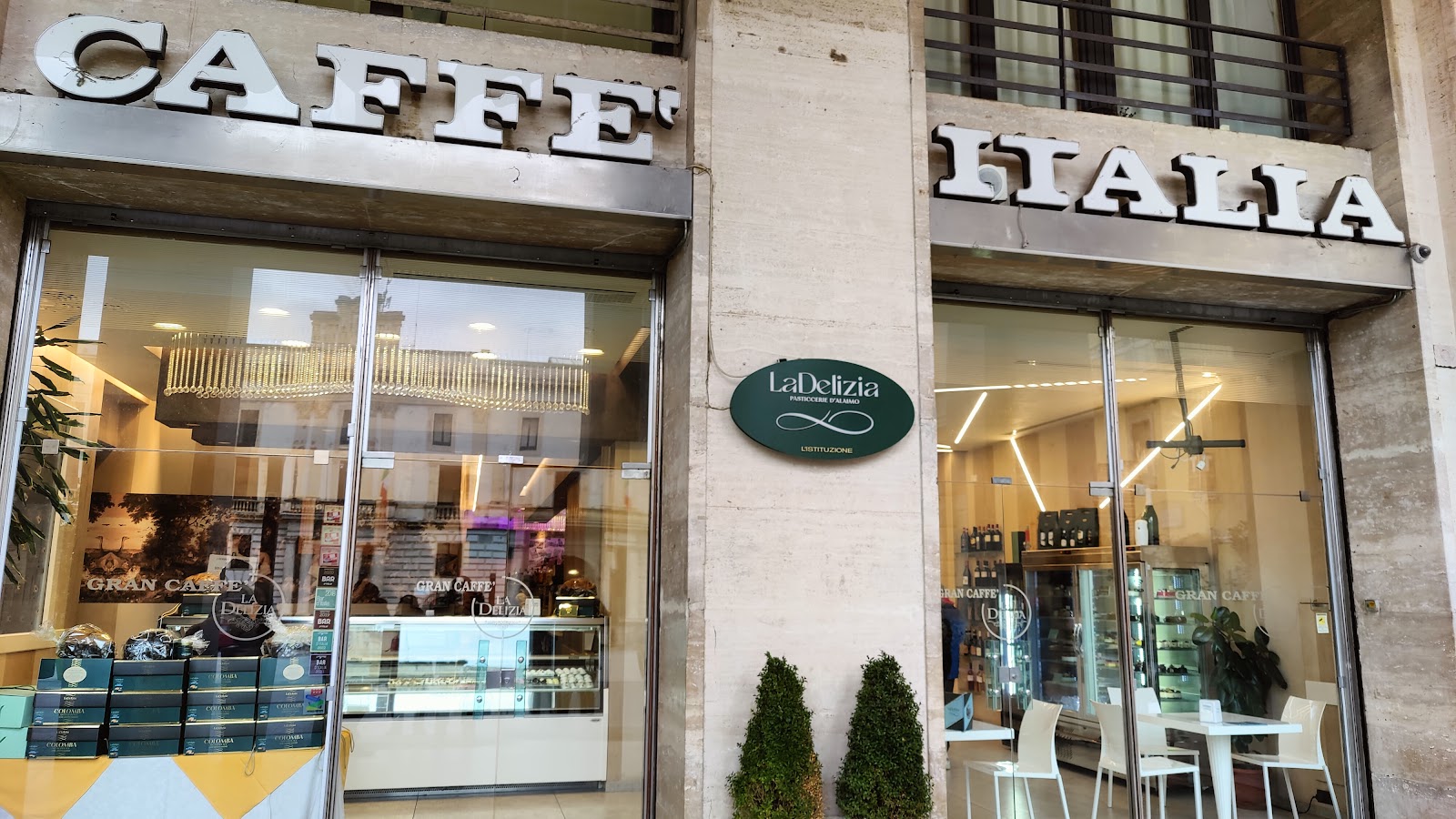 Gran Caffè La Delizia (Istituzione)